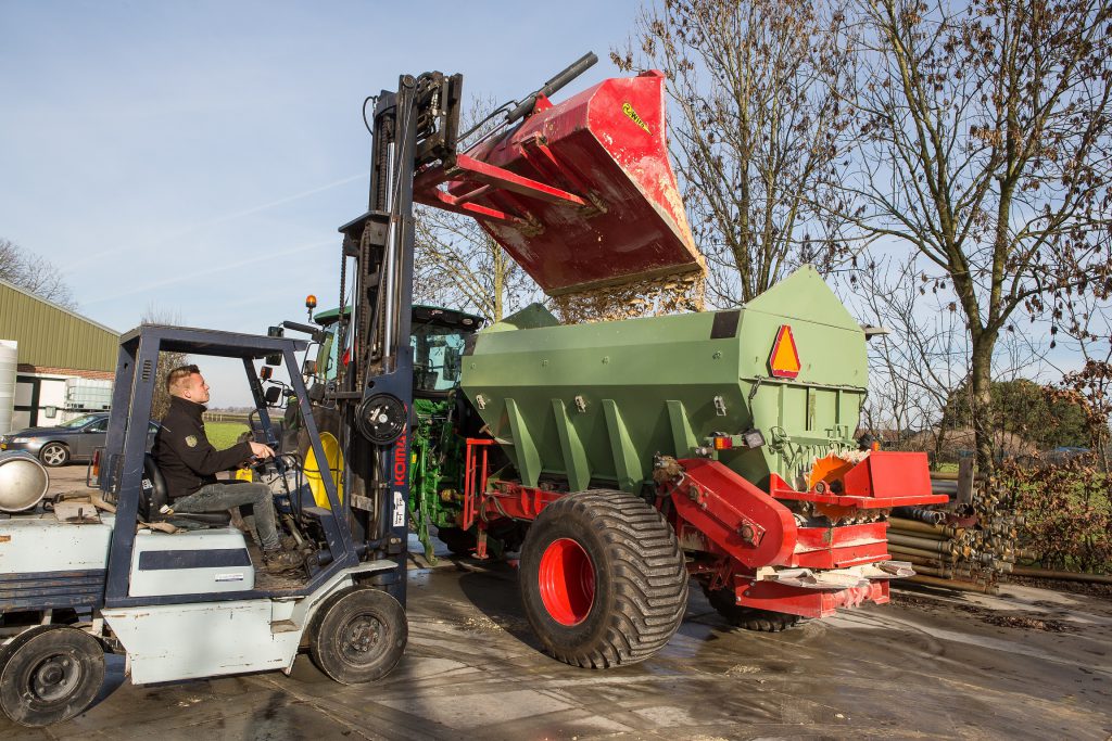 Plaatsspecifiek bekalken was het begin van precisielandbouw voor Raedts. Een win-win-situatie voor de grondeigenaar en de akkerbouwer.