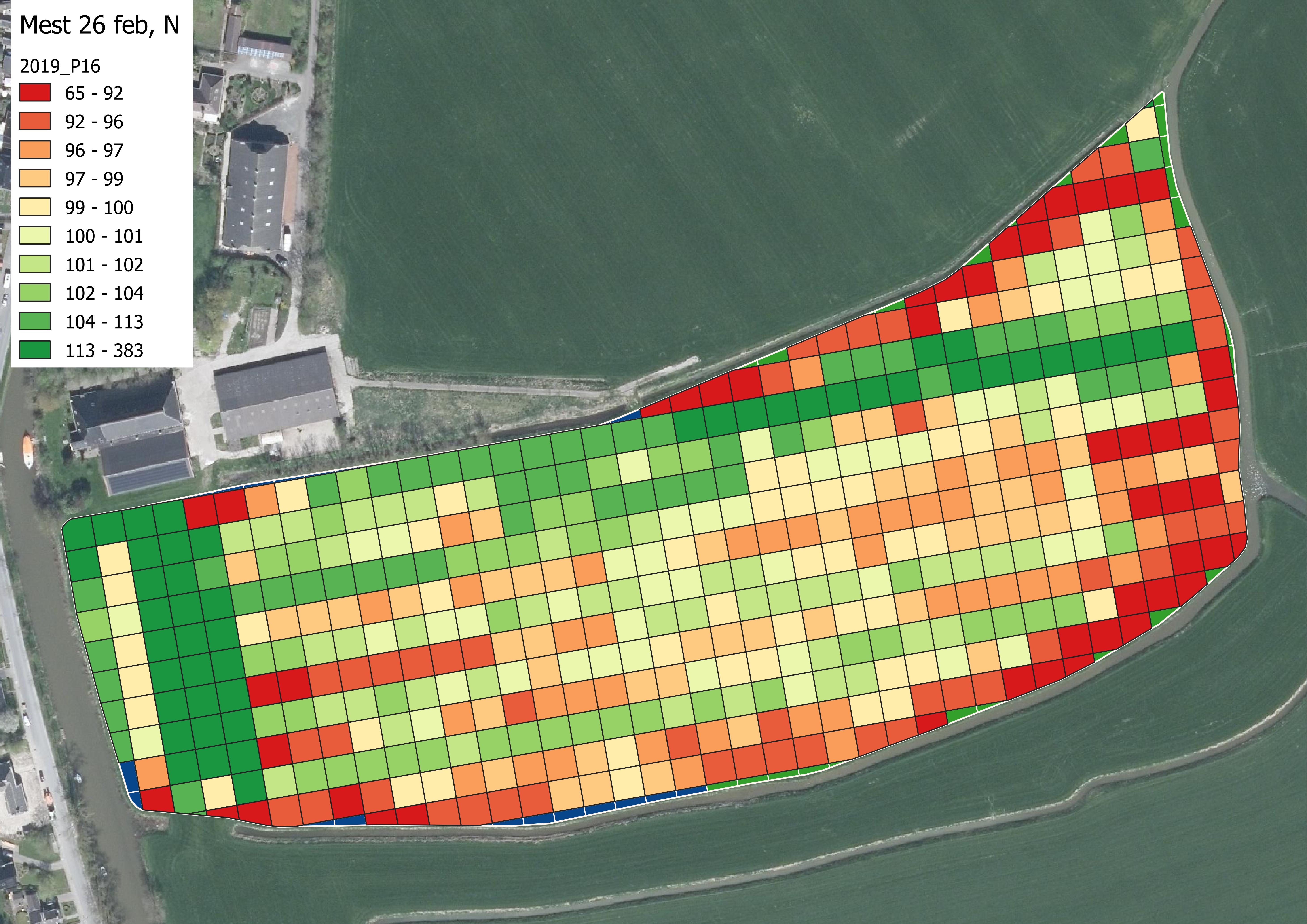 Kaart 1: stikstofgift drijfmest 26 februari Op 26 februari 2019 is runderdrijfmest toegediend via sleepslangen. De bemester was voorzien van een NIR-sensor die de hoeveelheid en samenstelling van de mest meet. Deze taakkaart laat de hoeveelheid stikstof (N/ha) zien die met de mest plaatsspecifiek is toegediend. 