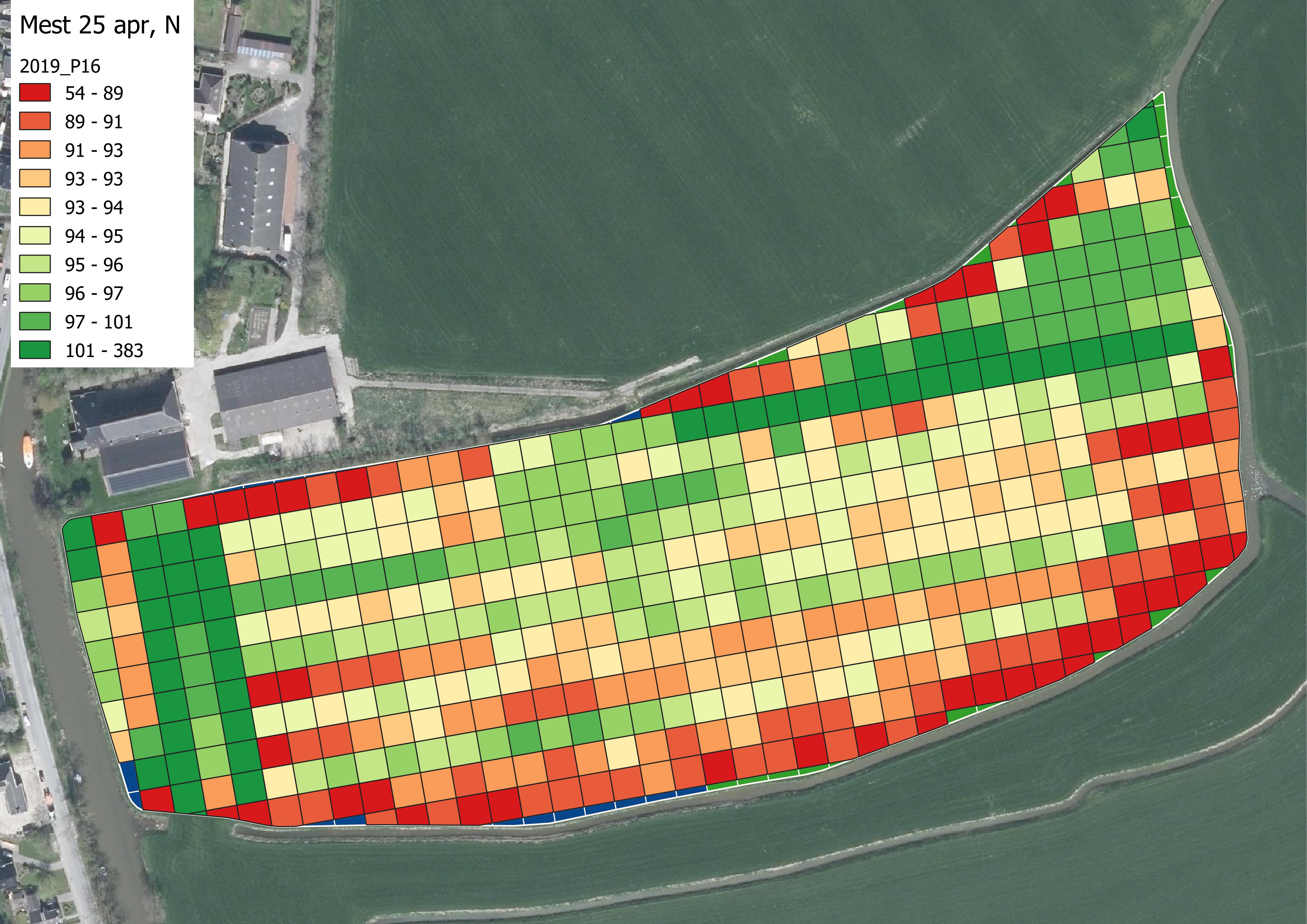 Kaart 2: stikstofgift drijfmest 25 april Op 25 april 2019 is runderdrijfmest toegediend via sleepslangen. De bemester was voorzien van een NIR-sensor die de hoeveelheid en samenstelling van de mest meet. Deze taakkaart laat de hoeveelheid stikstof (N/ha) zien die met de mest plaatsspecifiek is toegediend. 